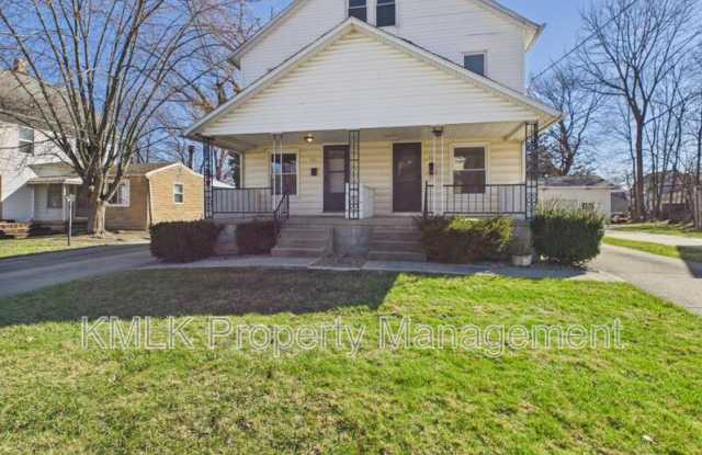 446 7th St photos photos