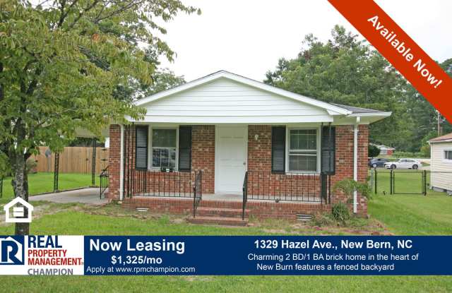 Charming 2 BD/1 BA Bungalow with Fenced Backyard photos photos