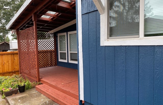 4331 S Union Ave - 4331 South Union Avenue, Tacoma, WA 98409