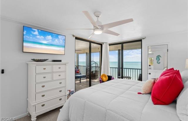 9415 Gulf Shore Drive Gallery 4