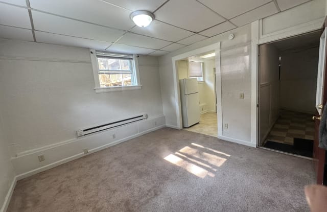 202 1/2 E Chicago St, Unit #34 photos photos
