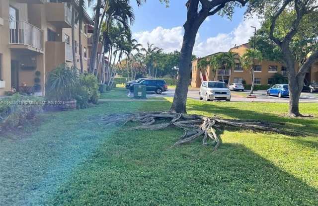 15600 SW 80th St - 15600 Southwest 80th Street, Kendall West, FL 33193