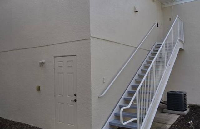 1/1 GARAGE APARTMENT IN SUMMERPORT - 14226 Sonco Avenue, Horizon West, FL 34786 1/1 GARAGE APARTMENT IN SUMMERPORT - 14226 Sonco Avenue, Horizon West, FL 34786