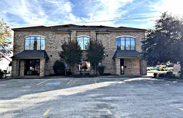 2140 W Grande Boulevard photos photos