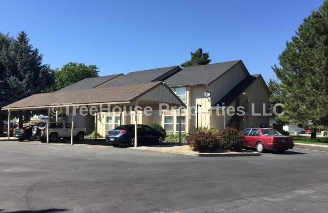 9415 W Thurman Dr - 6 photos photos