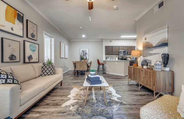 Lost Spurs Ranch Apartments Gallery 3
