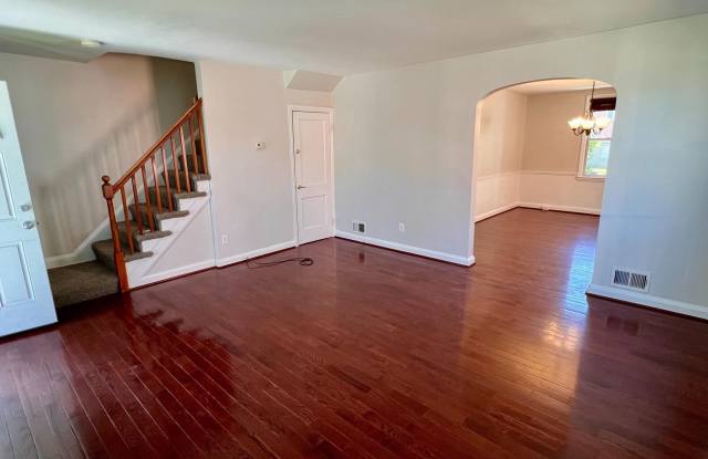 3912 GLENGYLE AVENUE photos photos