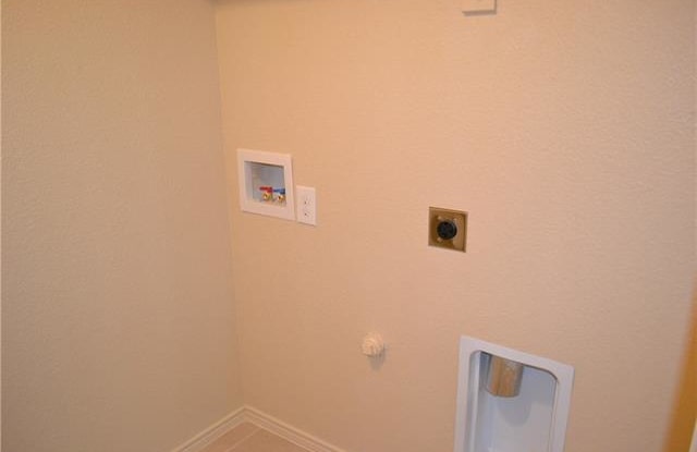 102 Pinto Drive Gallery 4
