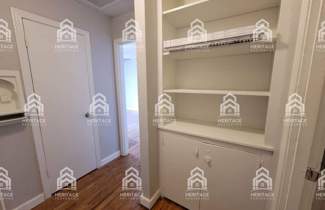 2608 Wooddale Avenue photos photos