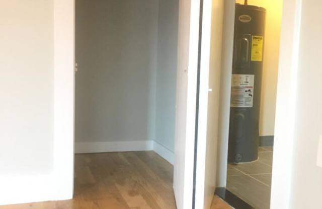 185 Leonard St Gallery 4