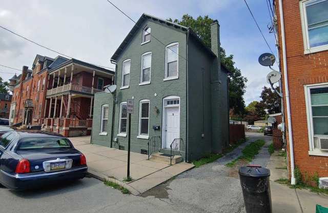 2 Bed, 1 Bath Detached Home with Central AC Available 07/15 photos photos 2 Bed, 1 Bath Detached Home with Central AC Available 07/15 photos photos