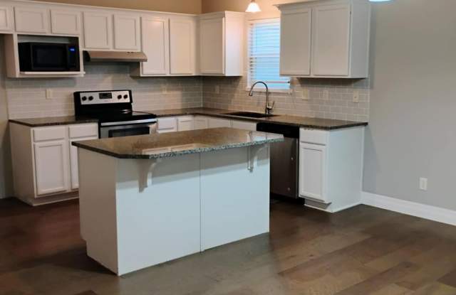 1818 N Nickelton Ct - 4 Bedroom - 3 Bathroom -3 Car Garage - $2200.00 photos photos