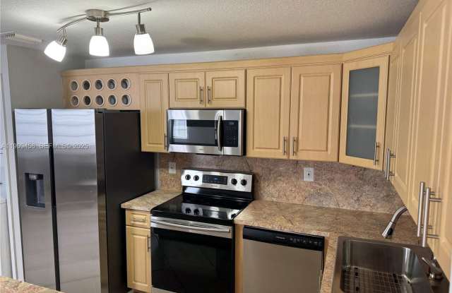 7542 NW 175th Street 7542, Hialeah, FL 33015 photos photos