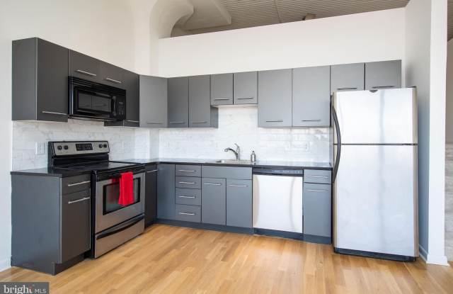 2200 ARCH STREET photos photos