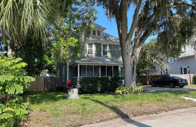 602 N Palmetto Ct - 602 North Palmetto Court, DeLand, FL 32720