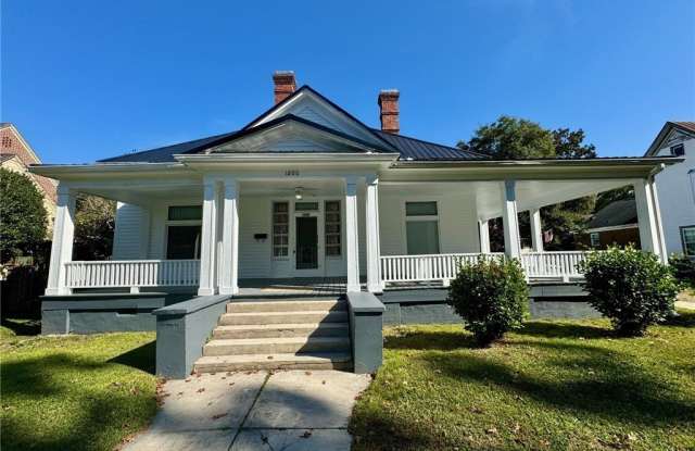 1206 N Elm Street - 1206 North Elm Street, Lumberton, NC 28358