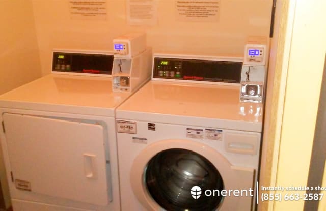 2020 North East 89th Street Unit 107 - 2020 NE 89th St, Seattle, WA 98115