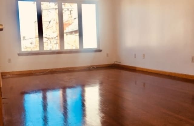 319 Jersey St - 319 Jersey Street, Harrison, NJ 07029