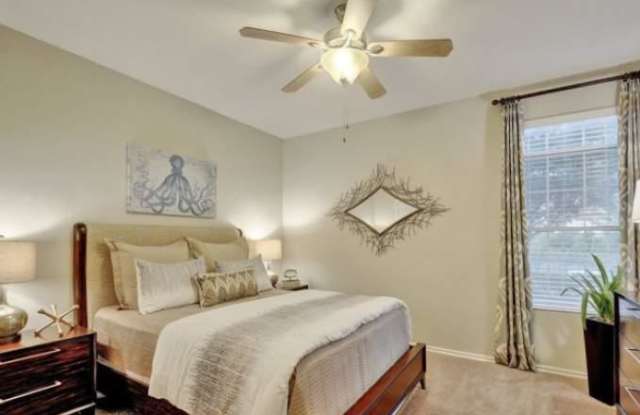 8086 Exchange Dr Gallery 4