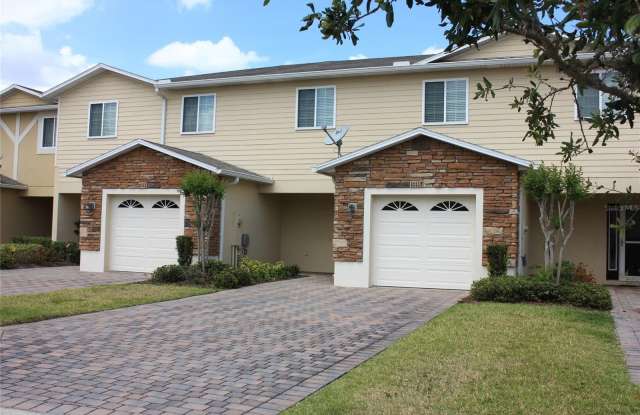10117 SHADOW LEAF COURT - 10117 Shadow Leaf Court, Alafaya, FL 32825