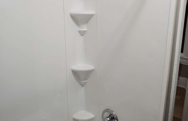 88 Chili Ave Gallery 4