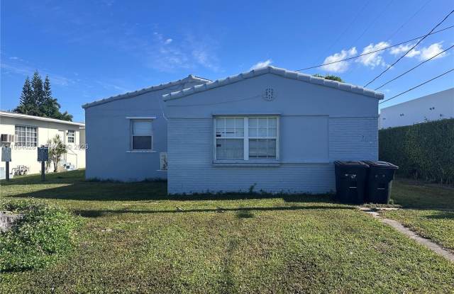 2125 Bay Dr photos photos 2125 Bay Dr photos photos