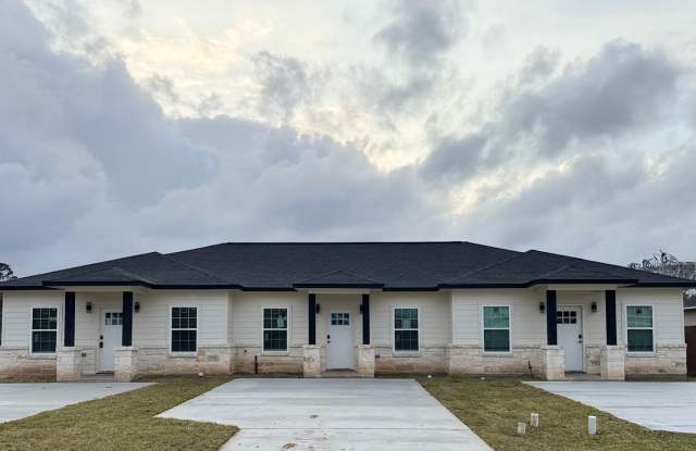 136 Ellis Ln photos photos