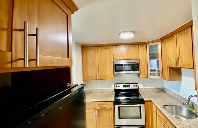 1530 Sunnyvale Avenue - 18 photos photos