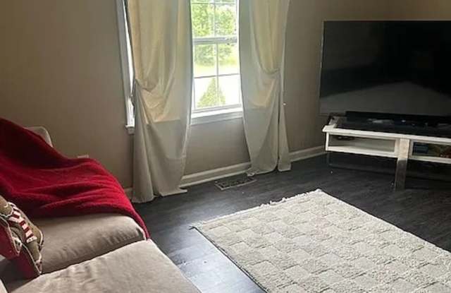 Room in 5 Bedroom Home in Lithonia photos photos