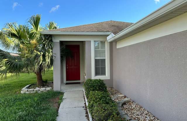 Spacious 3 bedroom home with view of pond in backyard Gallery 3