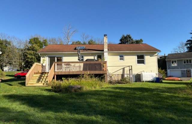 196 Decker Pond Rd Gallery 4