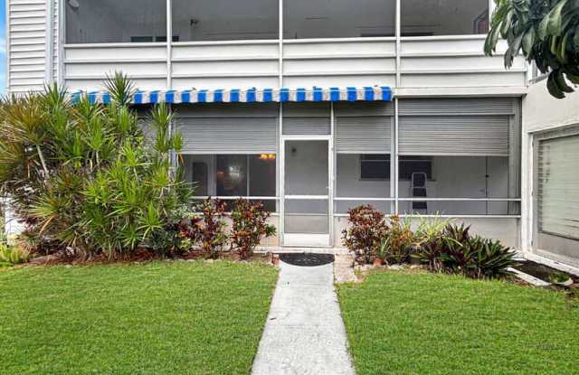3154 Meridian Way S Gallery 1