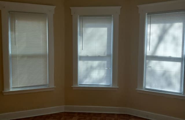 48 Hurlburt Street - 3 photos photos