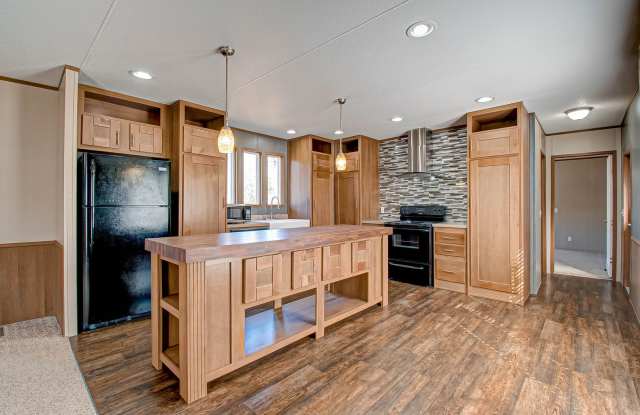 For Lease | 3 Bed, 2 Bath | 1,280 Sq Ft |Tomball Community | photos photos