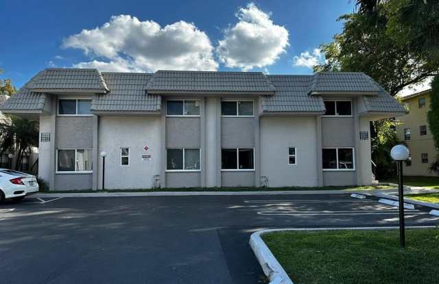 3269 NW 102nd Ter photos photos