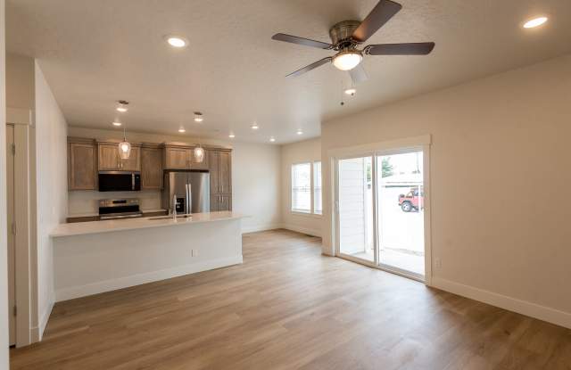 1800 7th Avenue North - 203 photos photos
