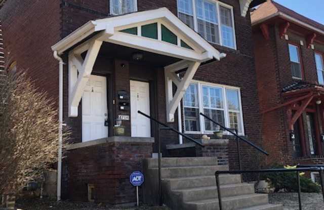 4716  Arsenal StApt 2F photos photos