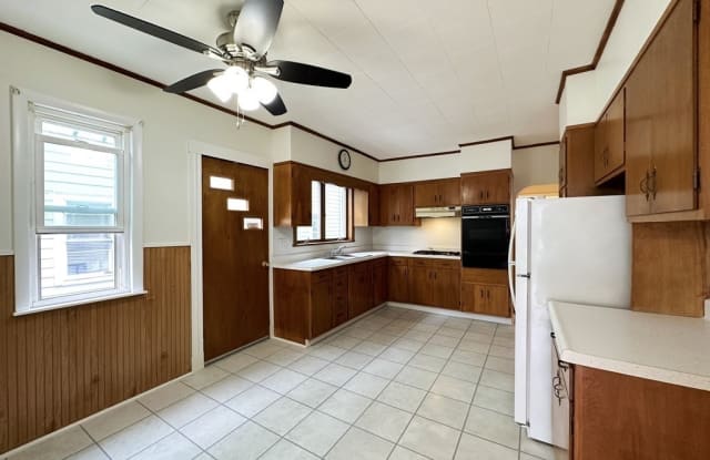 43 Medford St - 43 Medford Street, Malden, MA 02148