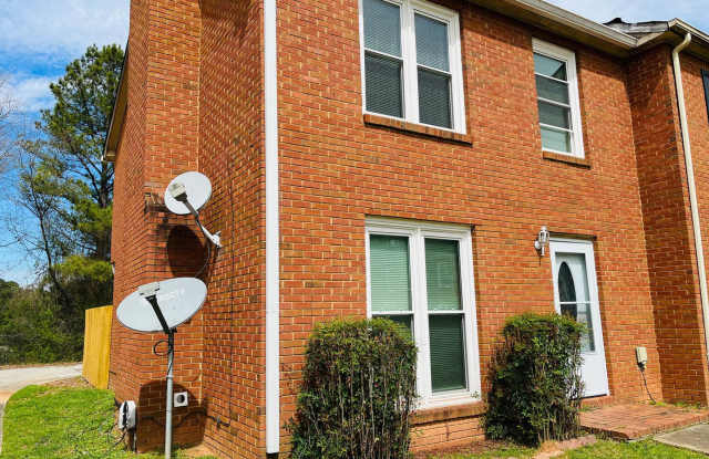 Great location! Private patio, extra room for parking, 2 bed, 2.5 baths, laundy on 2nd floor, plus 2 storage closets! Gallery 3