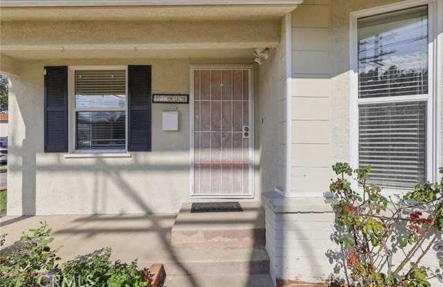 22939 Ocean Avenue Gallery 3
