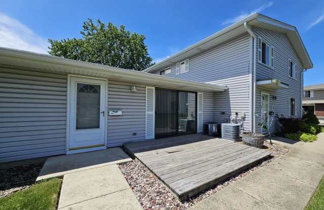 829 Pondview Court photos photos