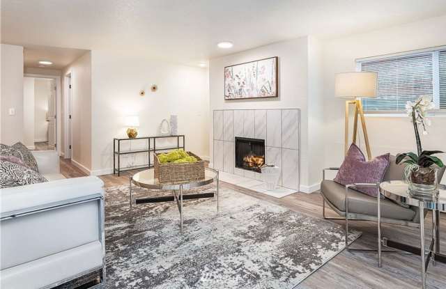 Light Filled Remodeled Condo w/ Secure Parking Included- Queen Anne photos photos