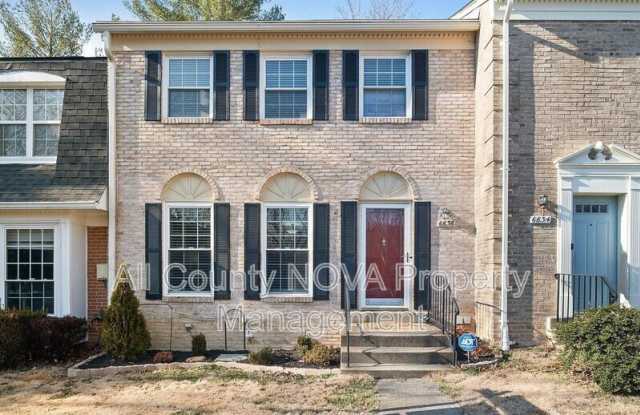 6636 Green Ash Dr - 6636 Green Ash Drive, Burke, VA 22152
