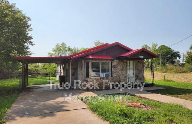 404 South Carey (Asher) - 404 South Carey, Asher, OK 74826