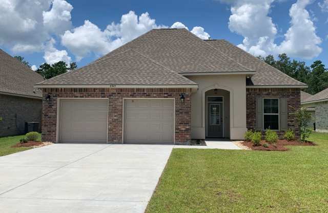 3BD/2BA House for Lease - Nickens Lake Subdivision - Denham Springs photos photos