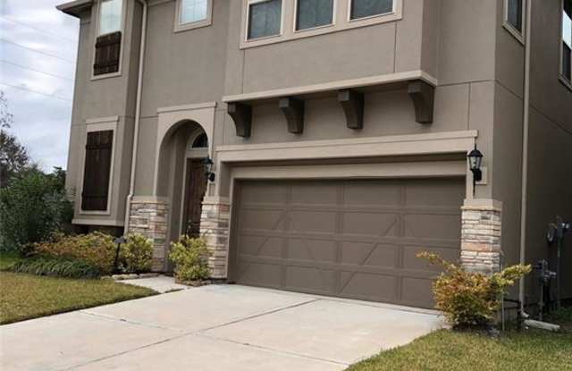 13216 Green Hills Drive Gallery 2