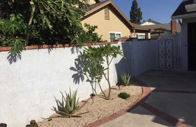 24152 Hurst Drive Gallery 4