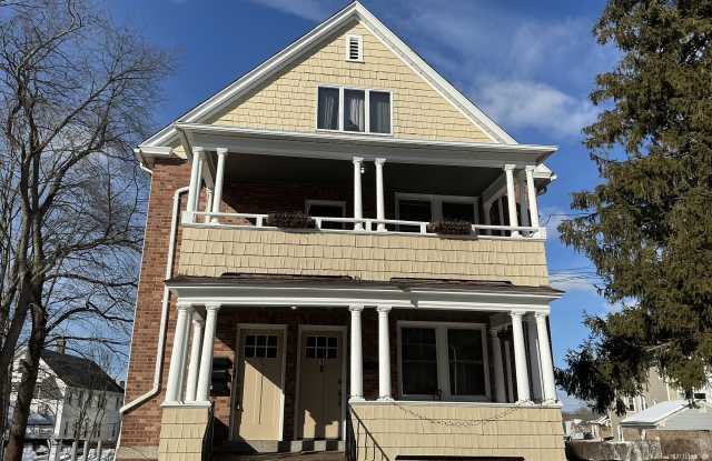 10 Erin Street unit: 2Nd Floor photos photos