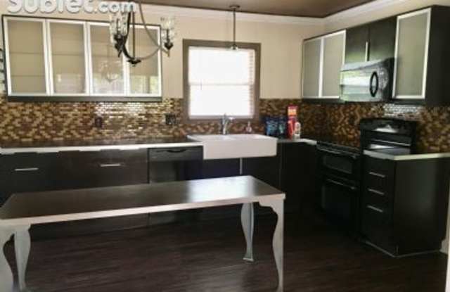 5000 Churchill Dr - 5000 Churchill Drive, Charlotte, NC 28269