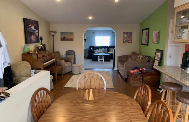 4685 Shoshoni Ave Gallery 4